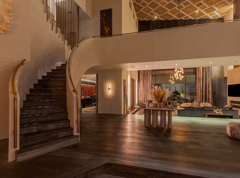 Chrissy Teigen, John Legend, House for Sale