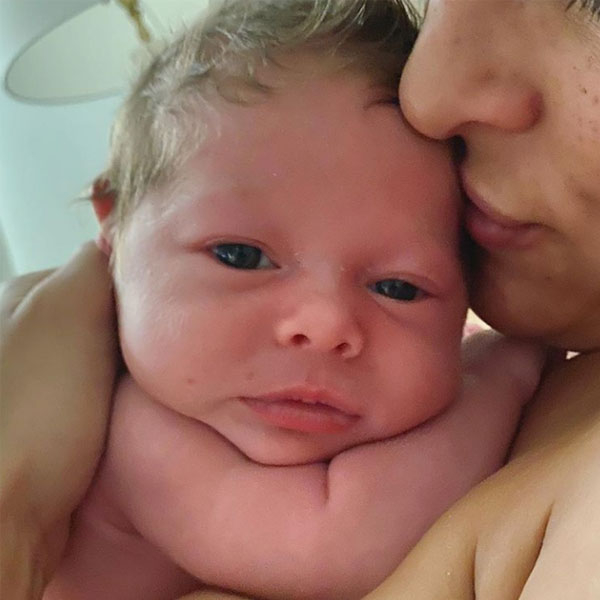 Nikki Bella, Matteo, Instagram