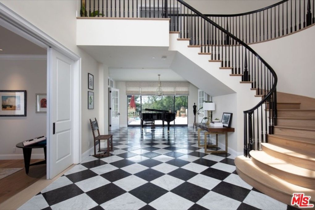 Photos from Hailey and Justin Bieber's $25 Million Home ...
