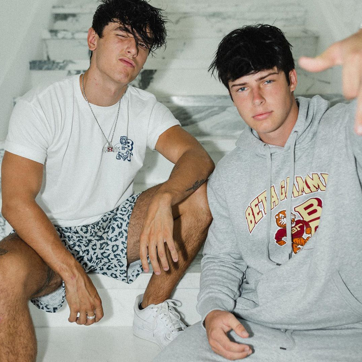 Tiktok Stars Bryce Hall And Blake Gray Charged For Pandemic Party E 