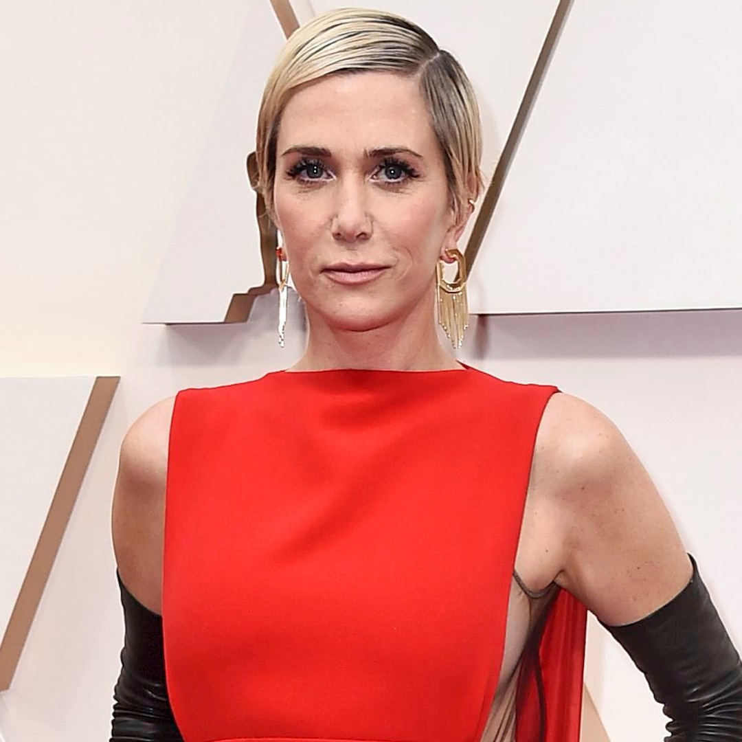 kristen wiig reflects on isolating ivf journey fertility struggle kristen wiig reflects on isolating ivf journey fertility struggle