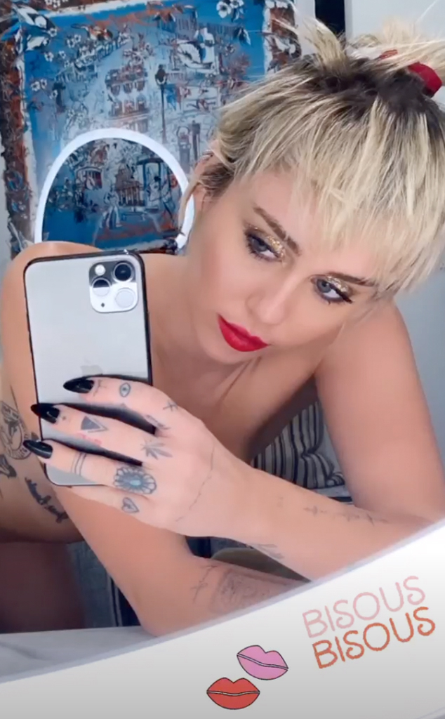 634px x 1024px - Miley Cyrus Strips Down for Her Sexiest Selfies Yet - E! Online