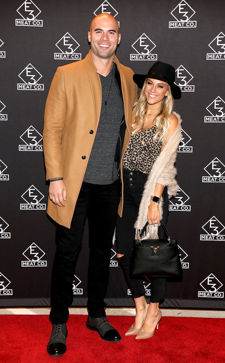 Mike Caussin, Jana Kramer