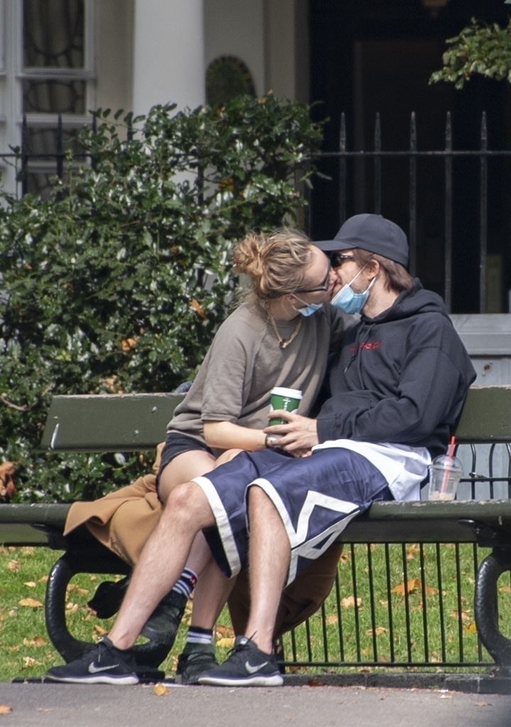 Robert Pattinson, Suki Waterhouse, WEB EMBARGO UNTIL 11:05 AM EDT ON 17th SEPT 2020