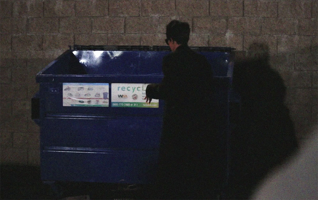 Khloe Kardashian Scott Disick Pull The Ultimate Prank On Kris Jenner E Online