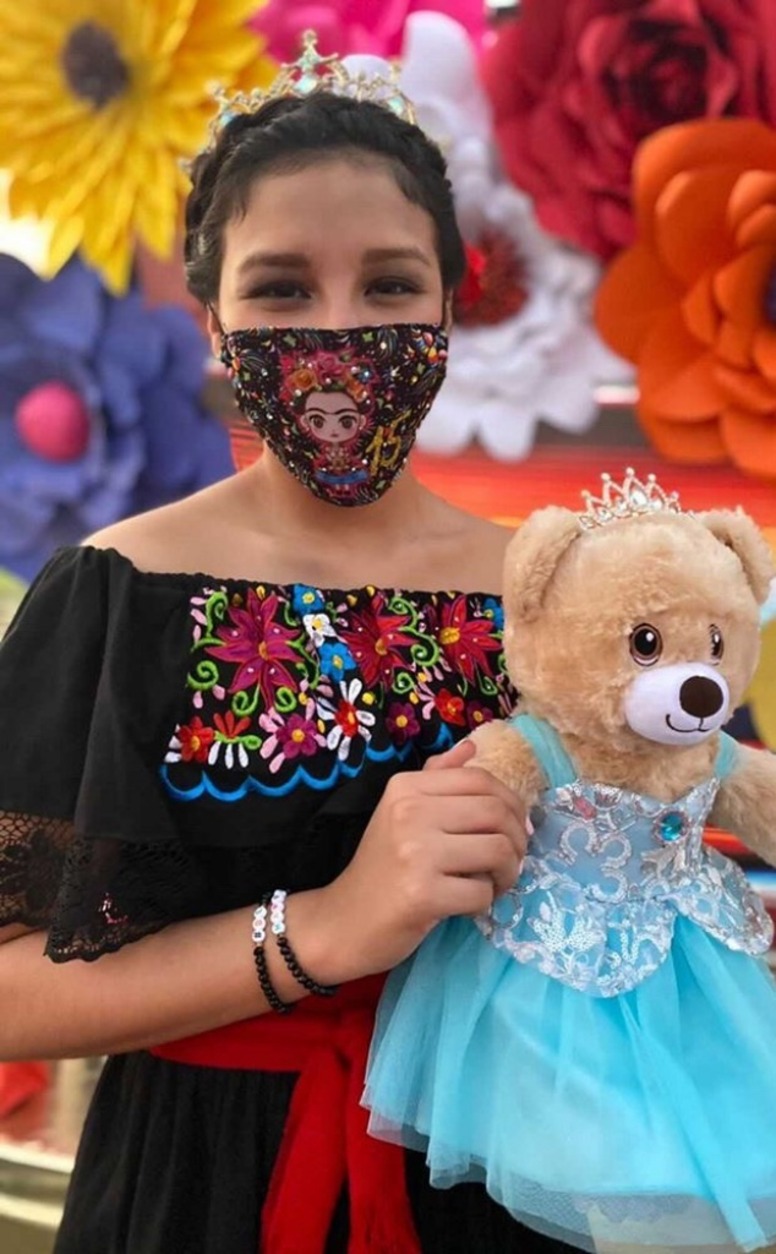 Jesabel Nicole Farias, Quinceañera