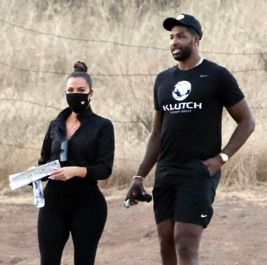 Khloe Kardashian & Tristan Thompson Look "Very Happy" on ...