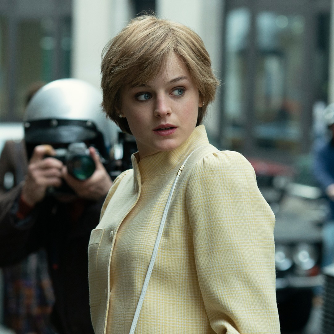 The Crown S Emma Corrin Was Hospitalized While Filming The Show E Online