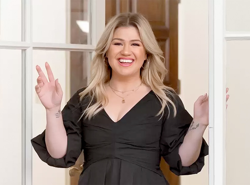 E-Comm: Kelly Clarkson Wayfair New Arrivals