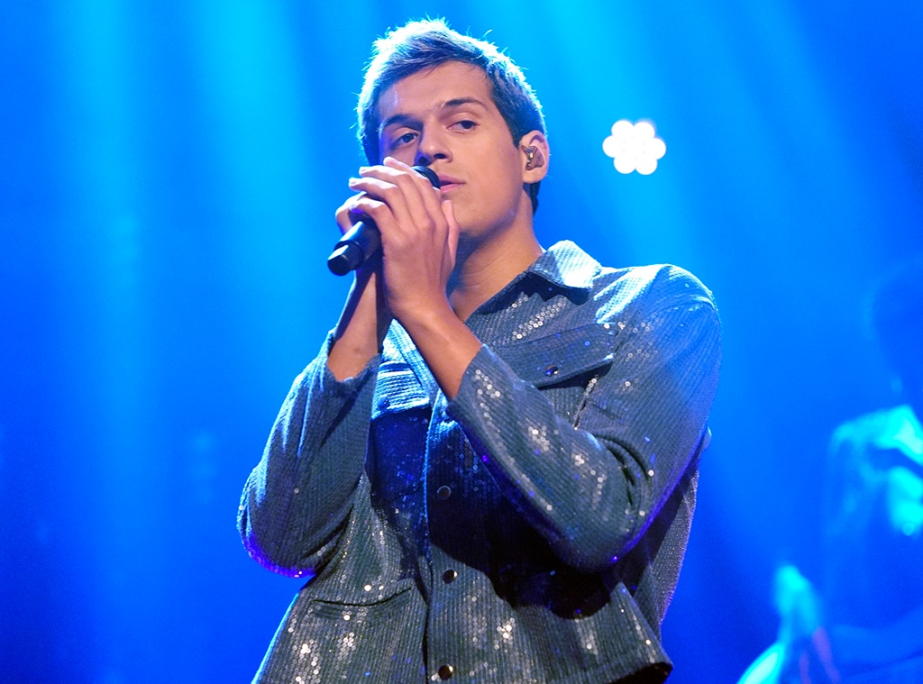 Latinx stars on the rise, Omar Apollo