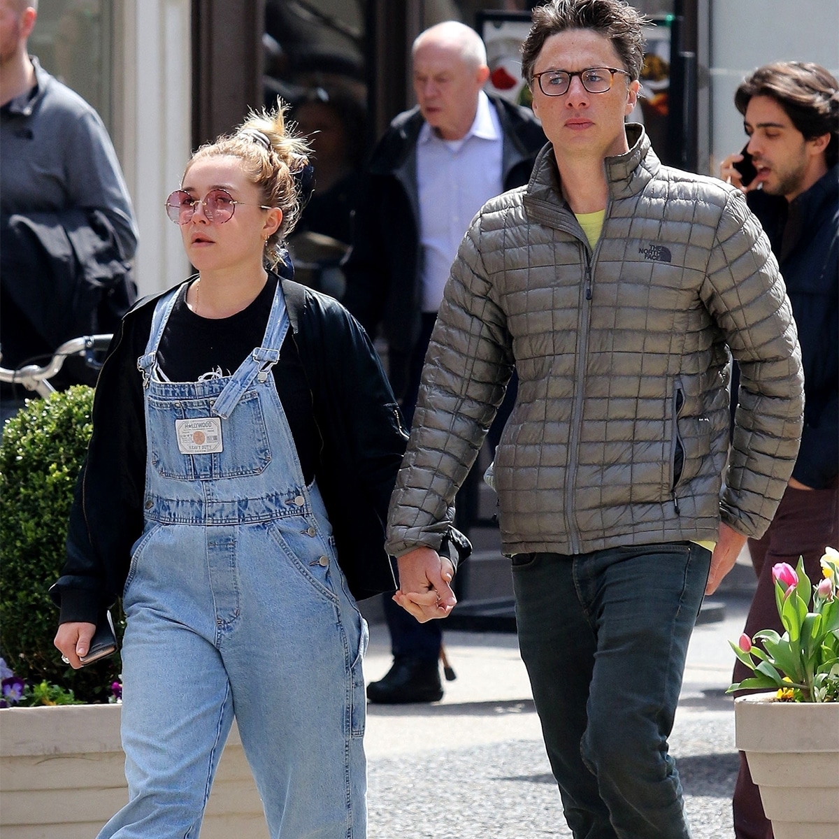 Inside Details Of Zach Braff's Dating History!