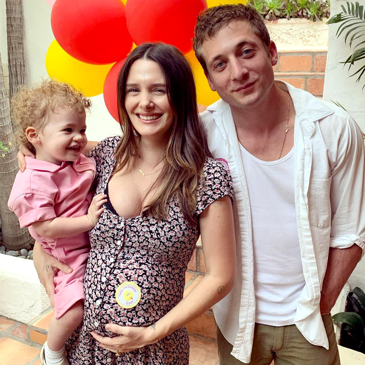 Jeremy Allen White Welcomes Baby No 2 With Addison Timlin E Online