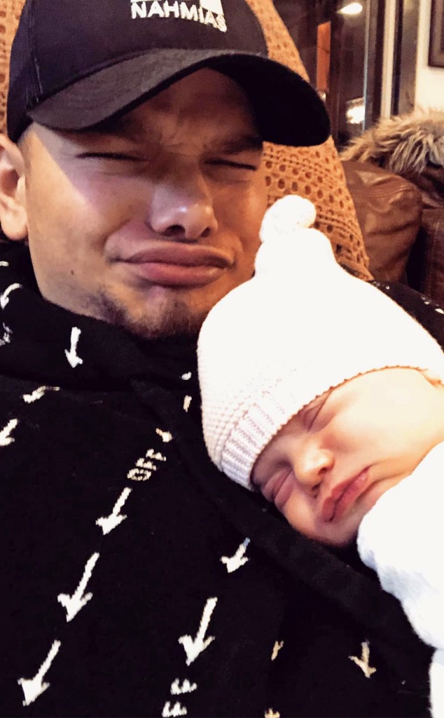 Los dulces momentos de papá de Kane Brown están garantizados para hacer que tu corazón cante