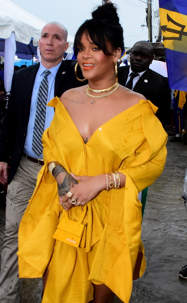 kylie jenner small bag