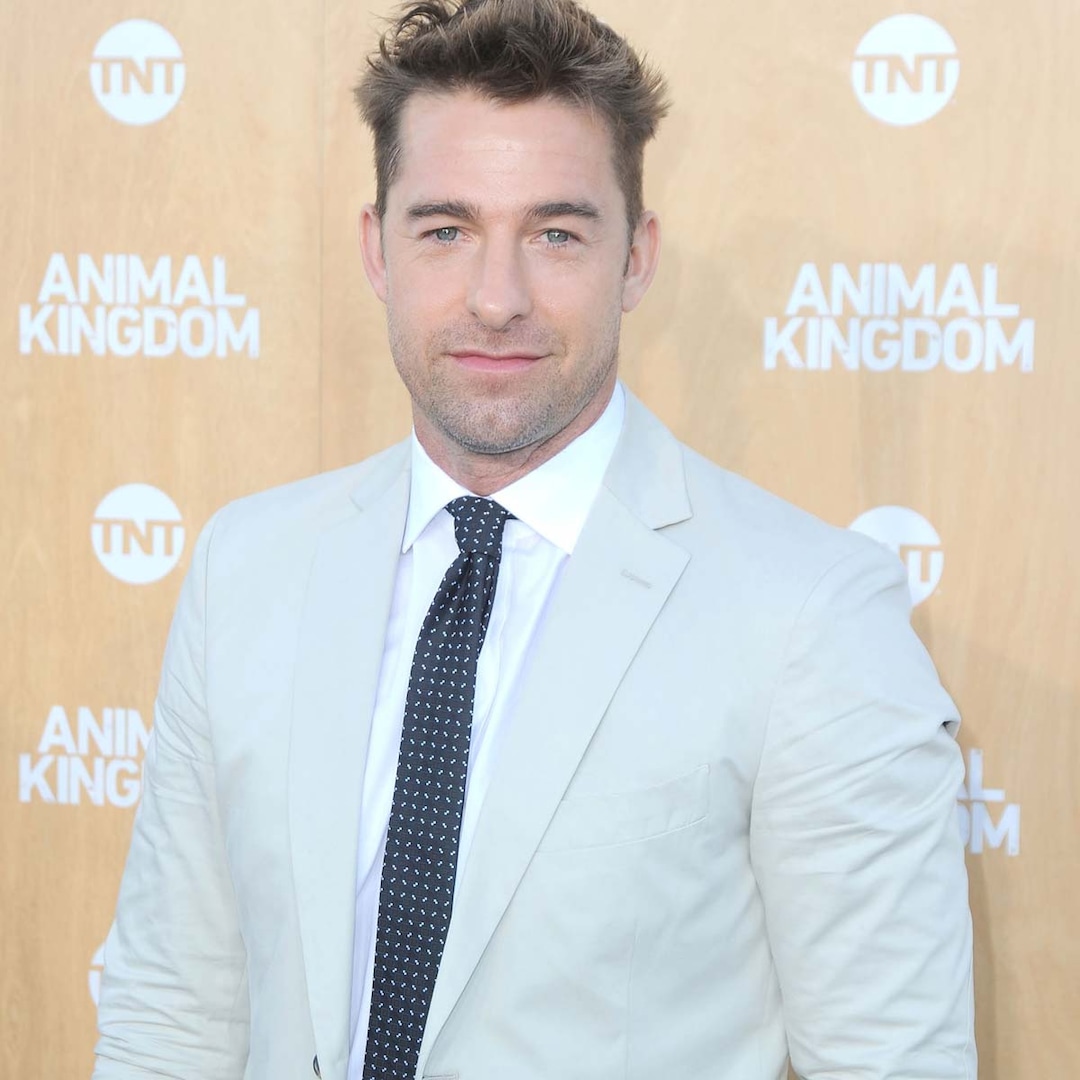You Season 3 Adds Scott Speedman