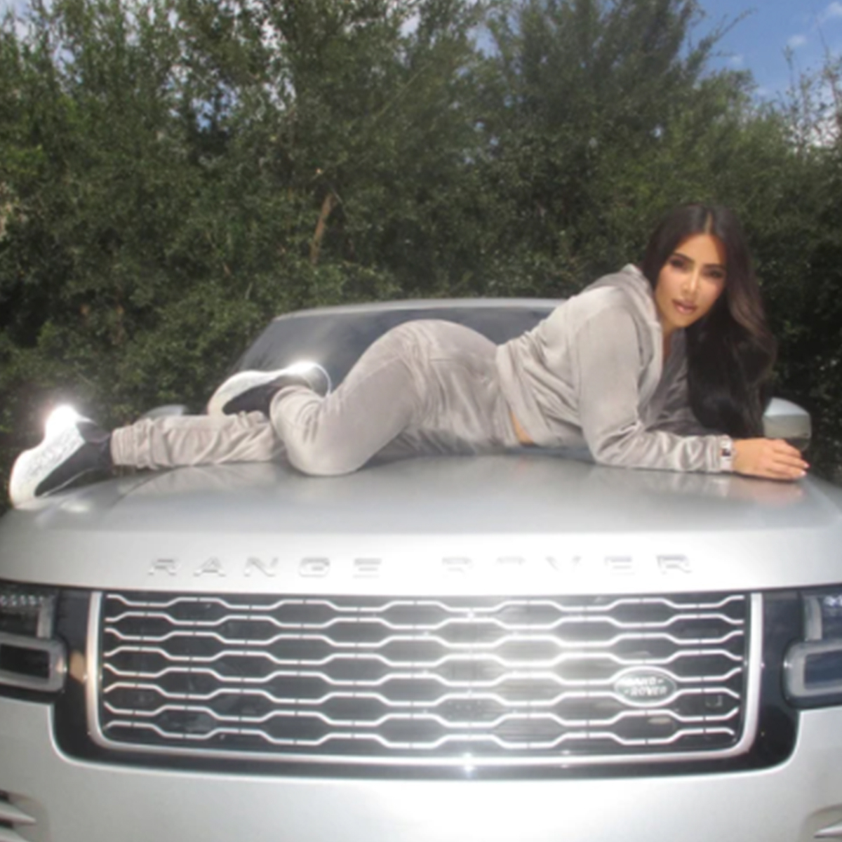 Kim Kardashian's new hot pink SKIMS tracksuit is a Y2K fashion fantasy