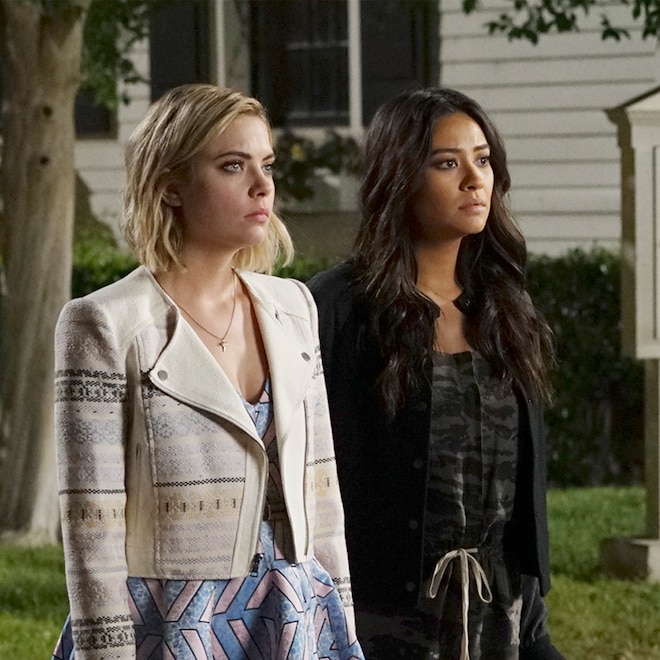 Pretty Little Liars, Ashley Benson, Shay Mitchell, Lucy Hale, Troian Bellisario, 2015