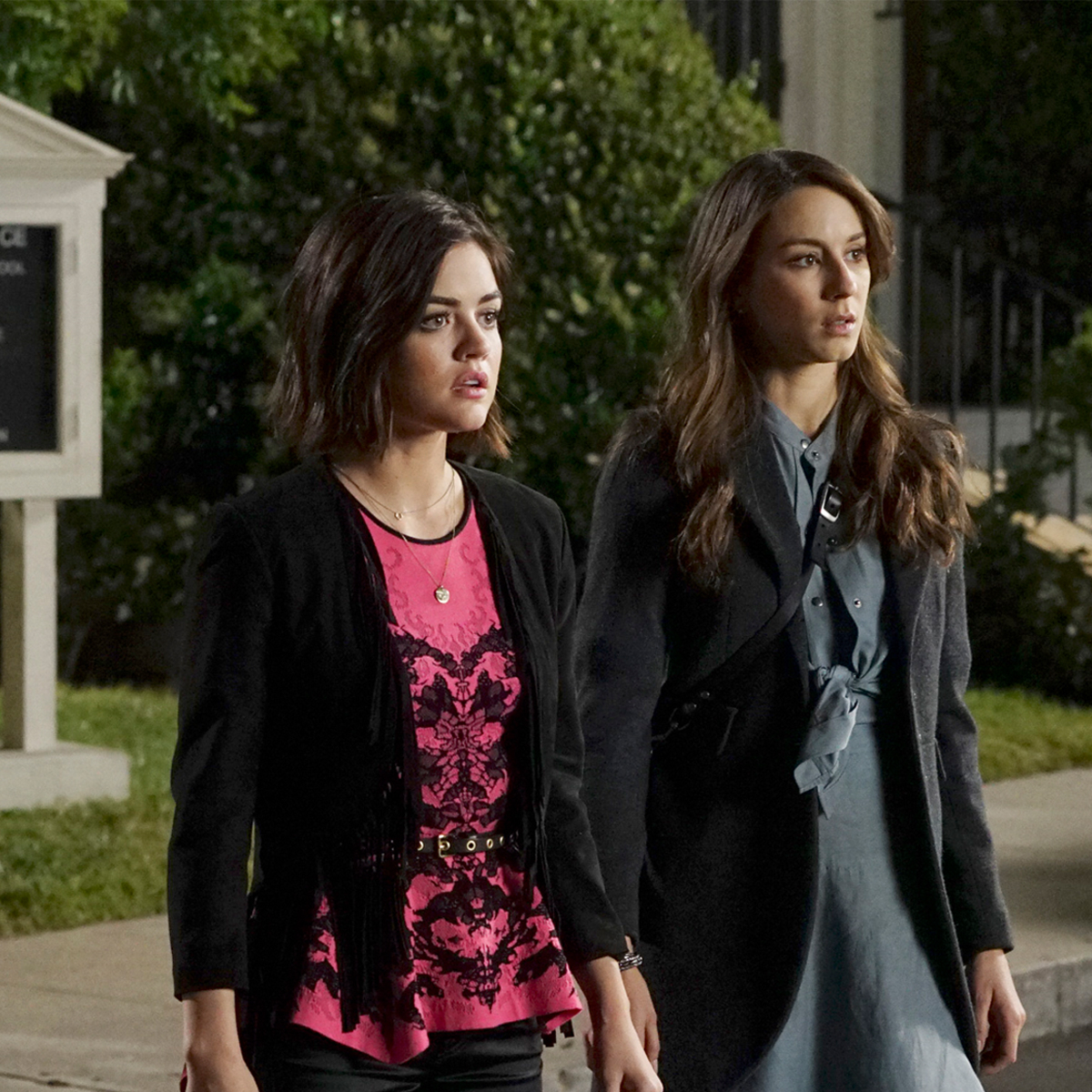 We Can T Keep These Pretty Little Liars Secrets To Ourselves E Online