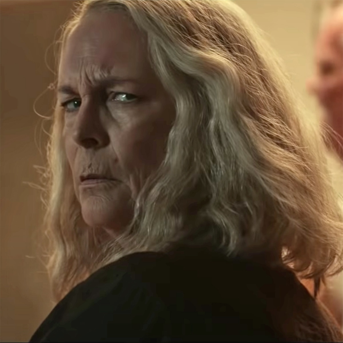 Jamie Lee Curtis Confronts Myers in Halloween Kills Trailer - E! Online