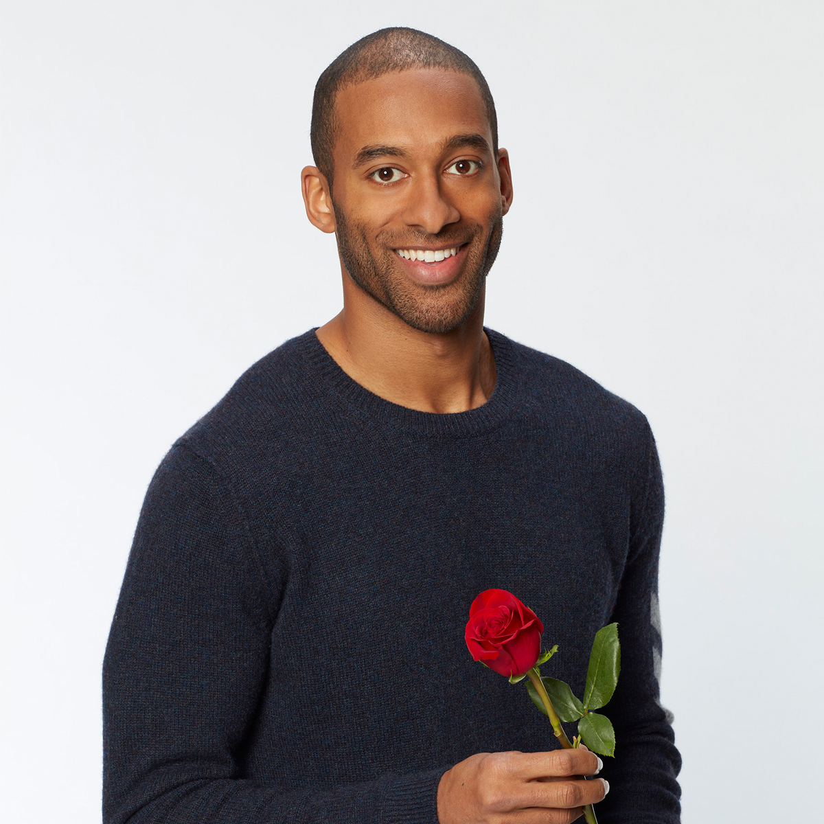 Heres Your Steamy First Look At Matt James On The Bachelor 