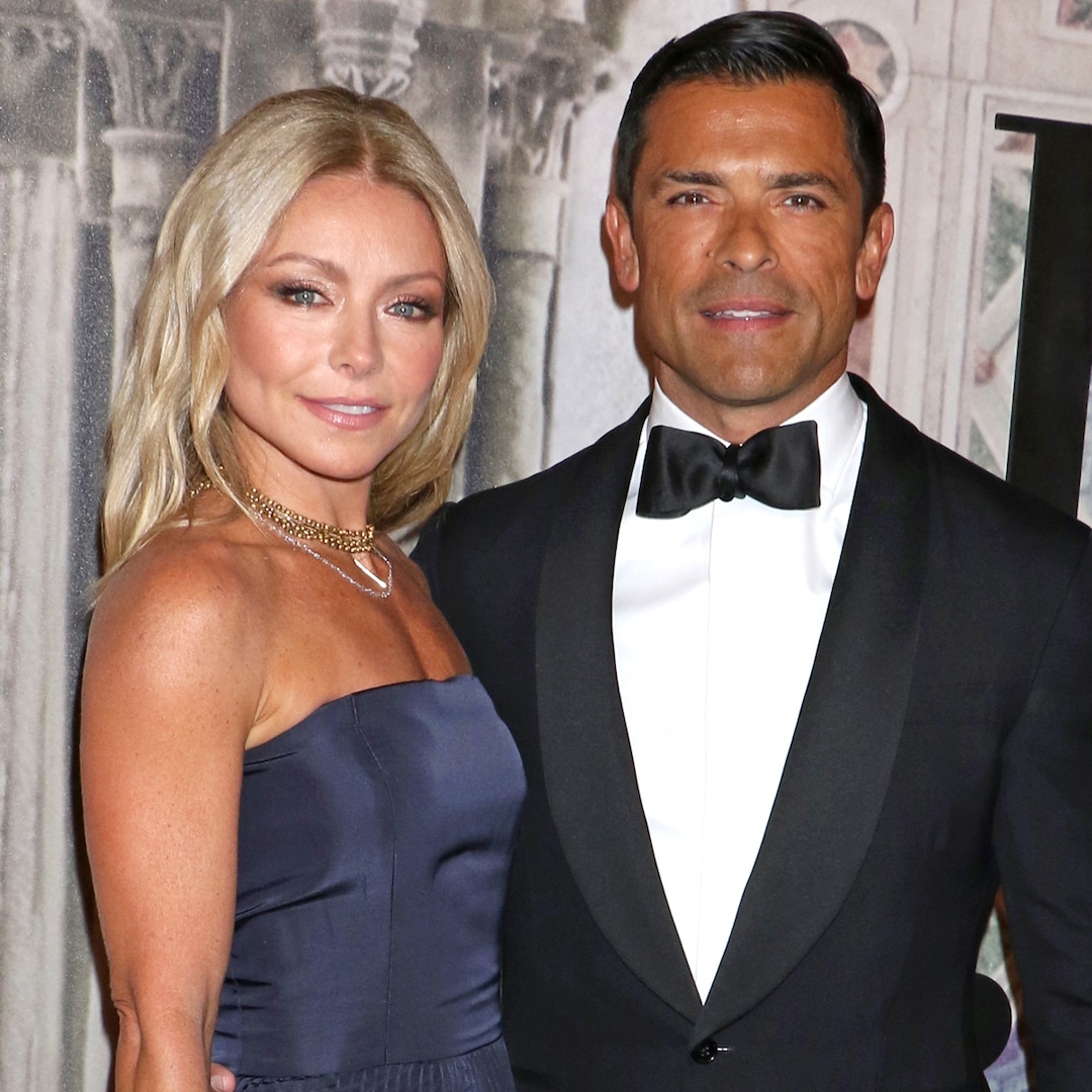 , Kelly Ripa&#8217;s Sons Are the Spitting Image of Mark Consuelos in Adorable New Photo &#8211; E! Online, 