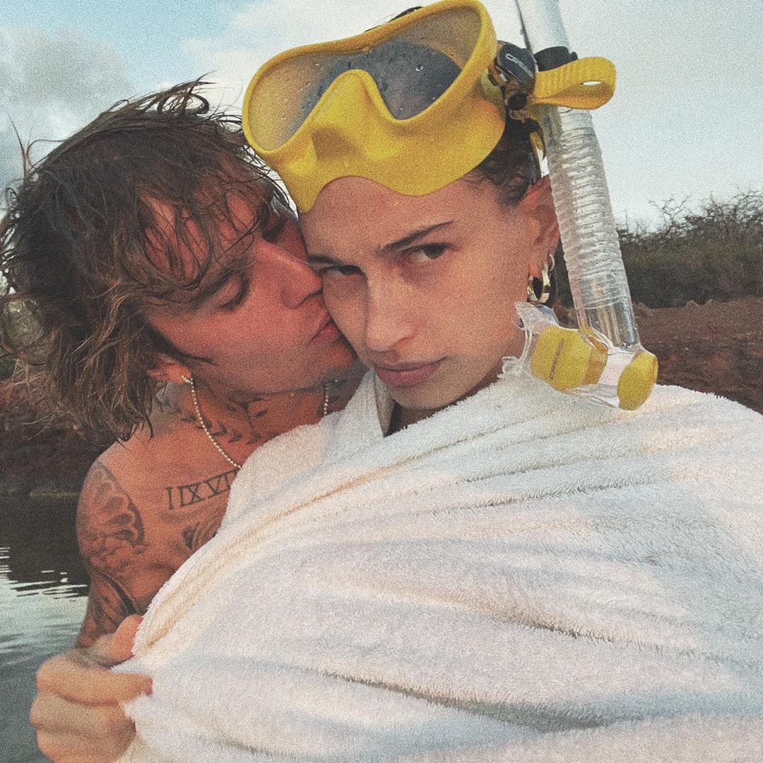 photos from justin and hailey bieber's hawaii vacation e