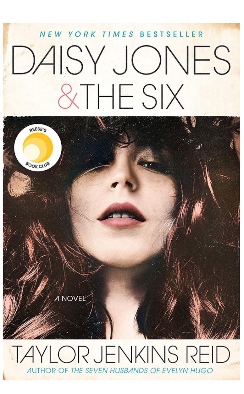 E-comm: books, Daisy Jones and The Six, Taylor Jenkins Reid