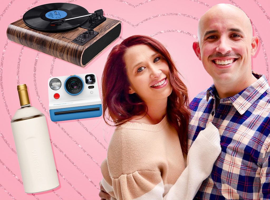 E-comm: Married at First Sight's Jamie and Beth V-Day Gift Guide
