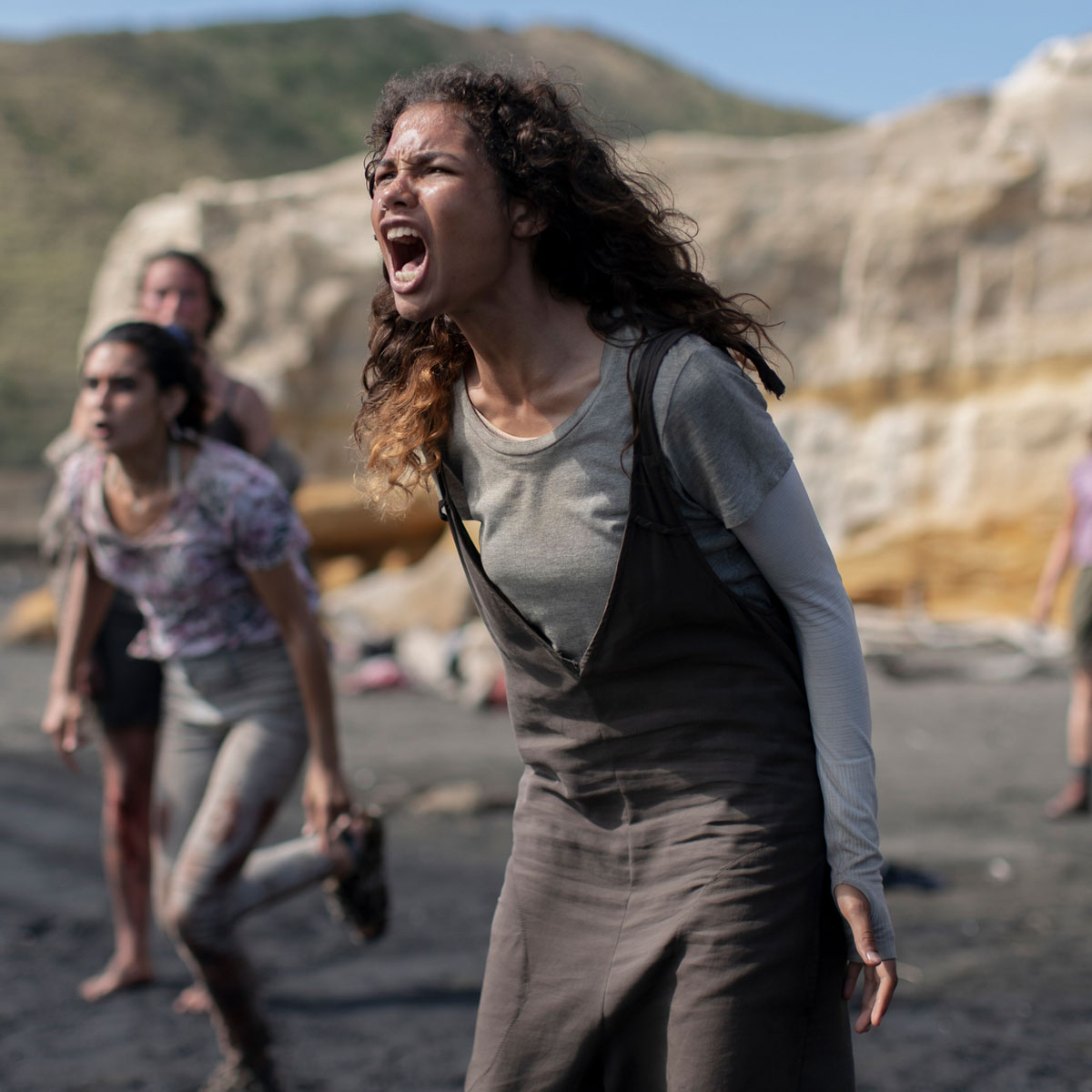 The Wilds' — Is Nora Dead? Actress Reign Edwards Talks Season 2