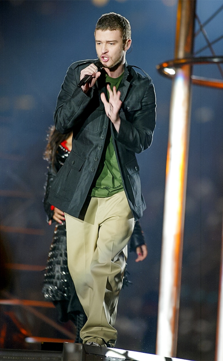 Justin Timberlake, 2004, Super Bowl XXXVIII, Widget