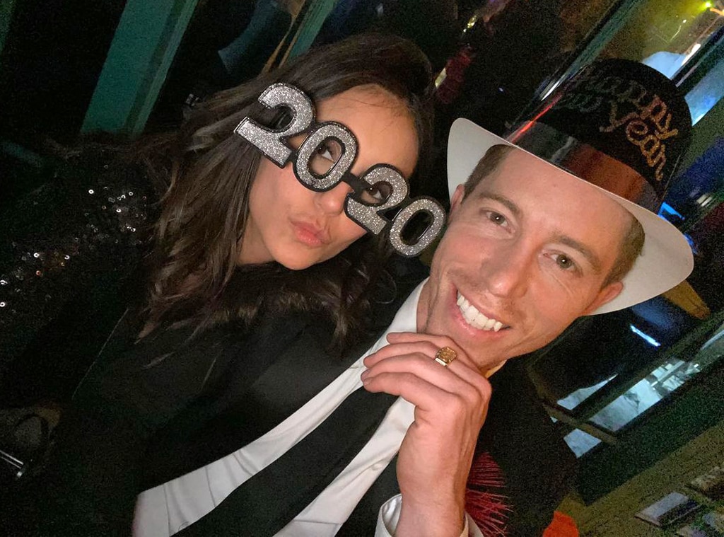 Shaun White และ Nina Dobrev หมั้นกันแล้วหลังจากออกเดทกันมา 5 ปี