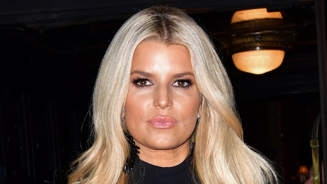 Jessica Simpson Shared the Sweetest Selfie With Her Look-Alike