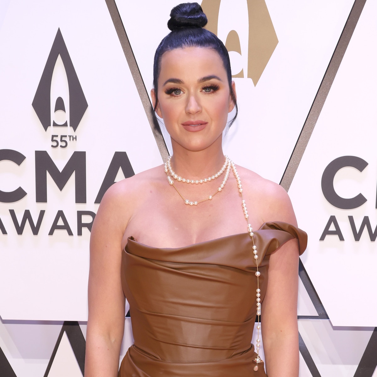 Katy Perry, 2021 CMA Awards, Arrivals, Red Carpet Fashion