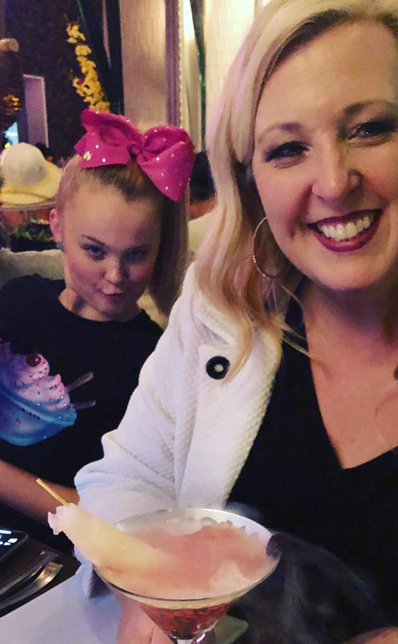 JoJo Siwa, Jessalynn Siwa, Instagram
