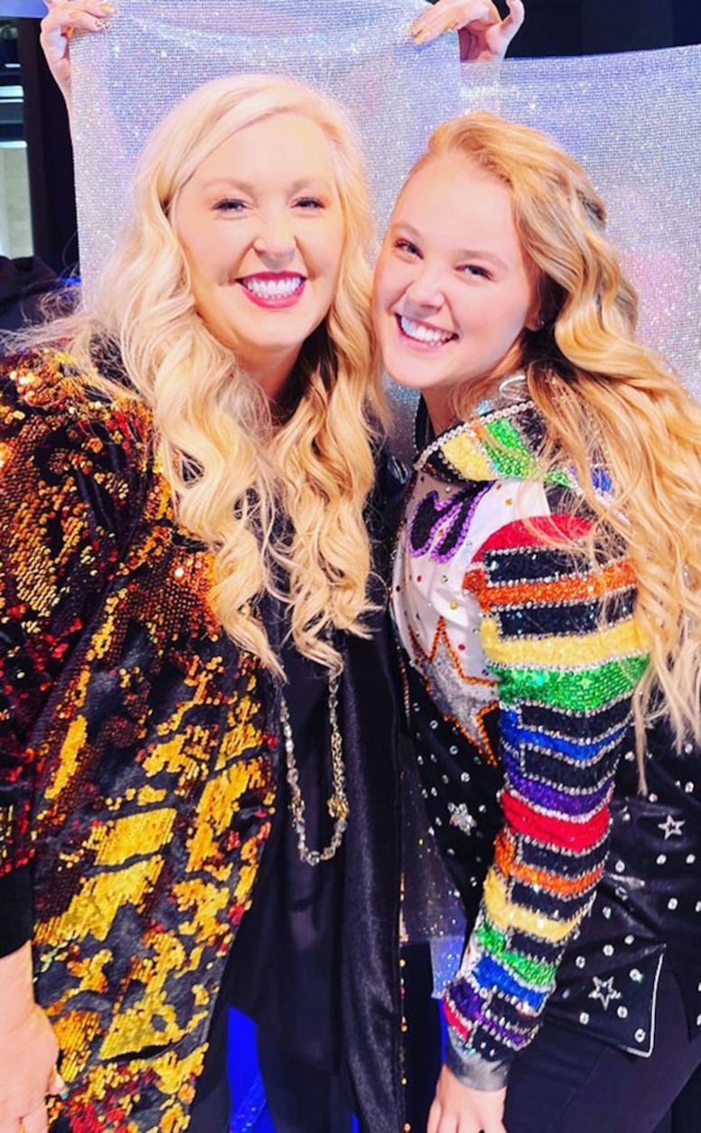 JoJo Siwa, Jessalynn Siwa, Instagram