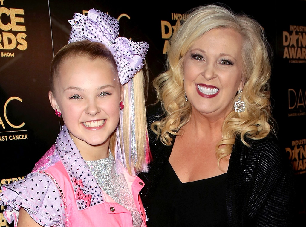 Jojo Siwa Got Candid About the Childhood Stress Rash That Gave Her a Bald  Spot — See Video | Allure