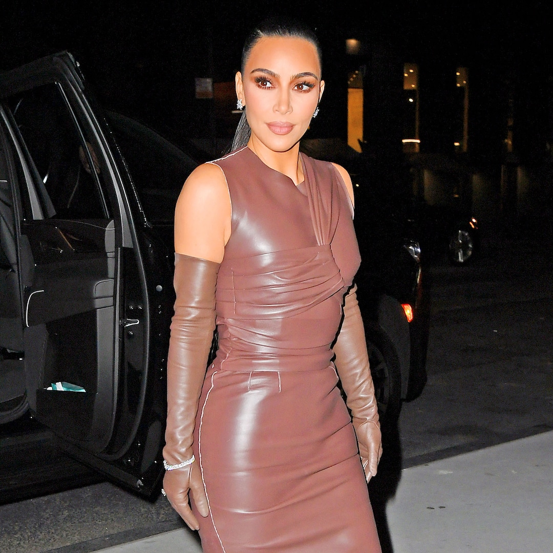 15 Stylish Quotes From PCAs Fashion Icon Kim Kardashian That'll Inspire You (& Your Closet!)