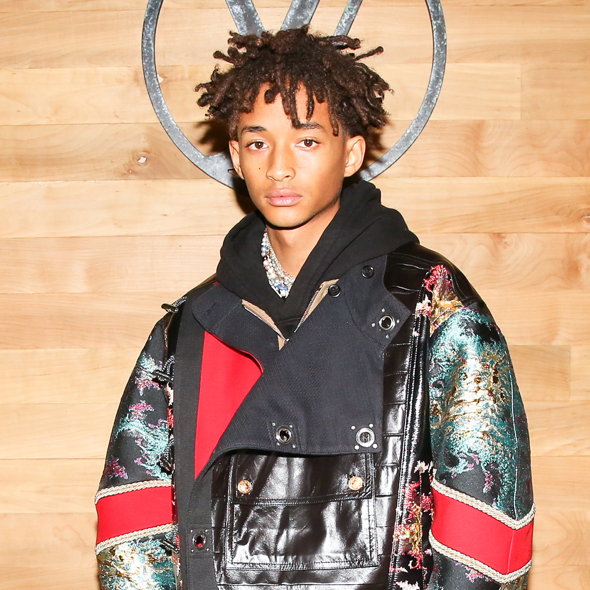 Jaden Smith Shows Off Ripped Muscles In New Shirtless Selfies E Online 6367