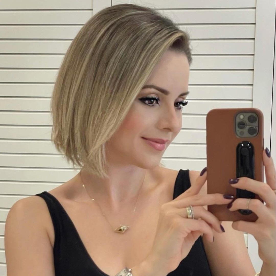Sandy, Instagram