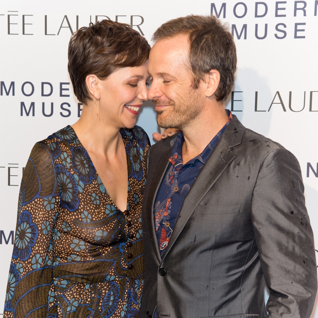 Maggie Gyllenhaal and Peter Sarsgaard’s Daughter Ramona Makes Rare Public Appearance at Gotham Awards – E! Online