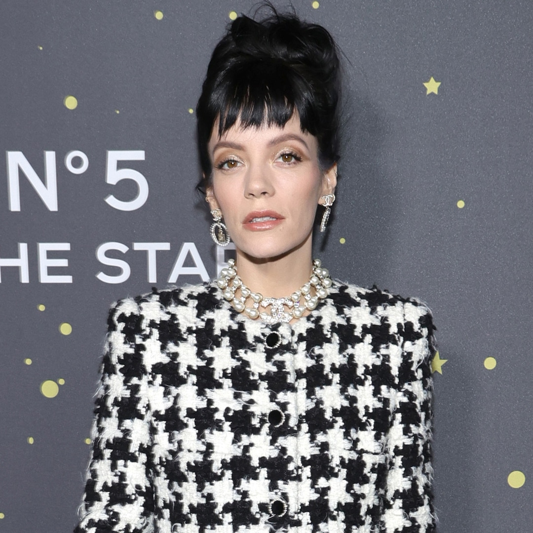Lily Allen apresenta supostamente David Harbour Track em vestido de recibo