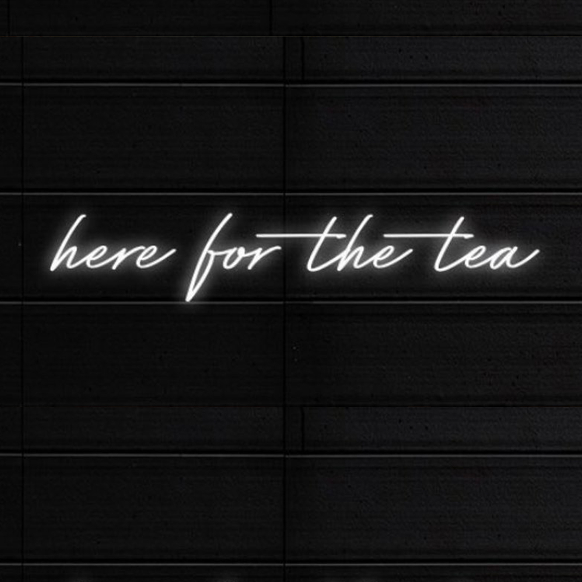YouTuber Samantha Rabinowitz, “Here for The Tea,” Dead: Manny MUA and More Pay Tribute – E! Online