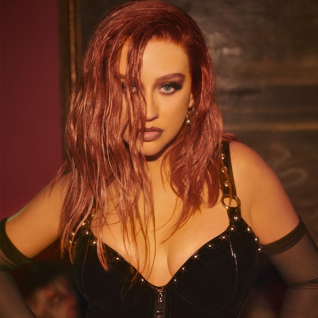Christina Aguilera to Receive the First-Ever Music Icon Award at the 2021 People's Choice Awards
