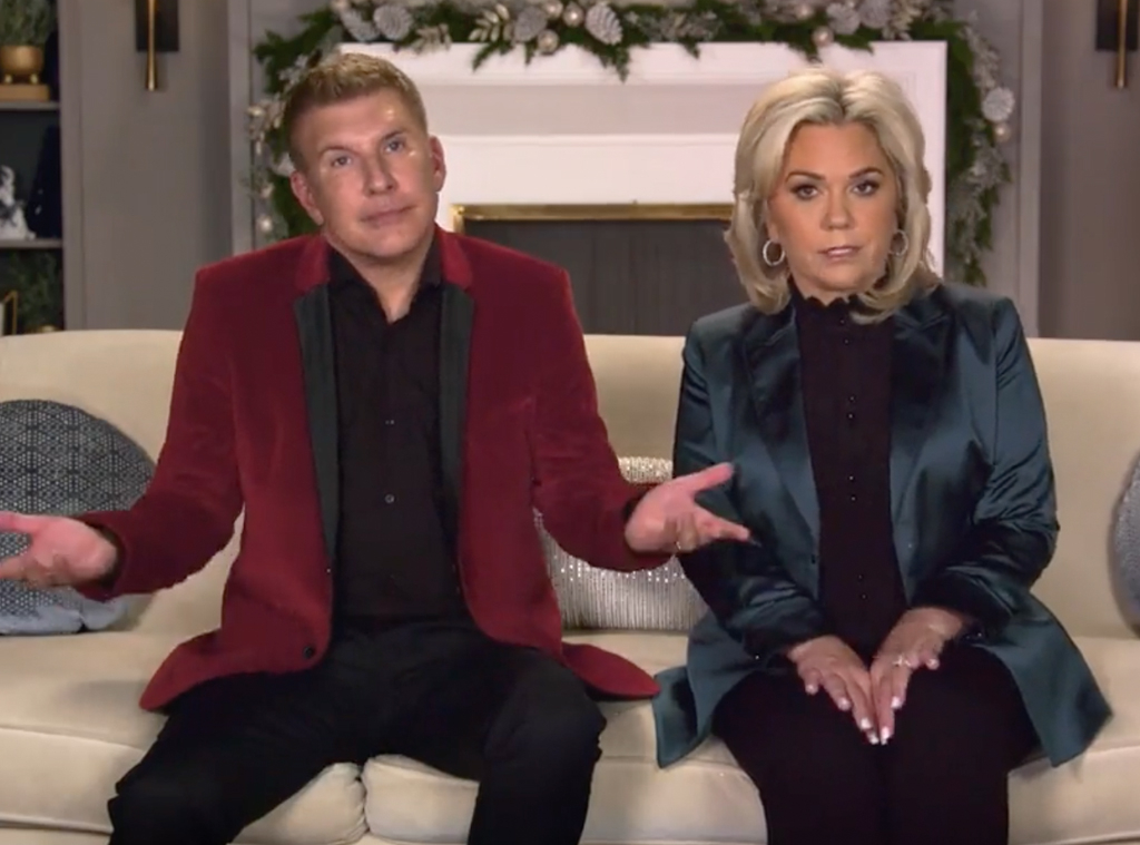 Chrisley Christmas 2022 Nanny Faye Is Hosting A Very Chrisley Christmas?! - E! Online