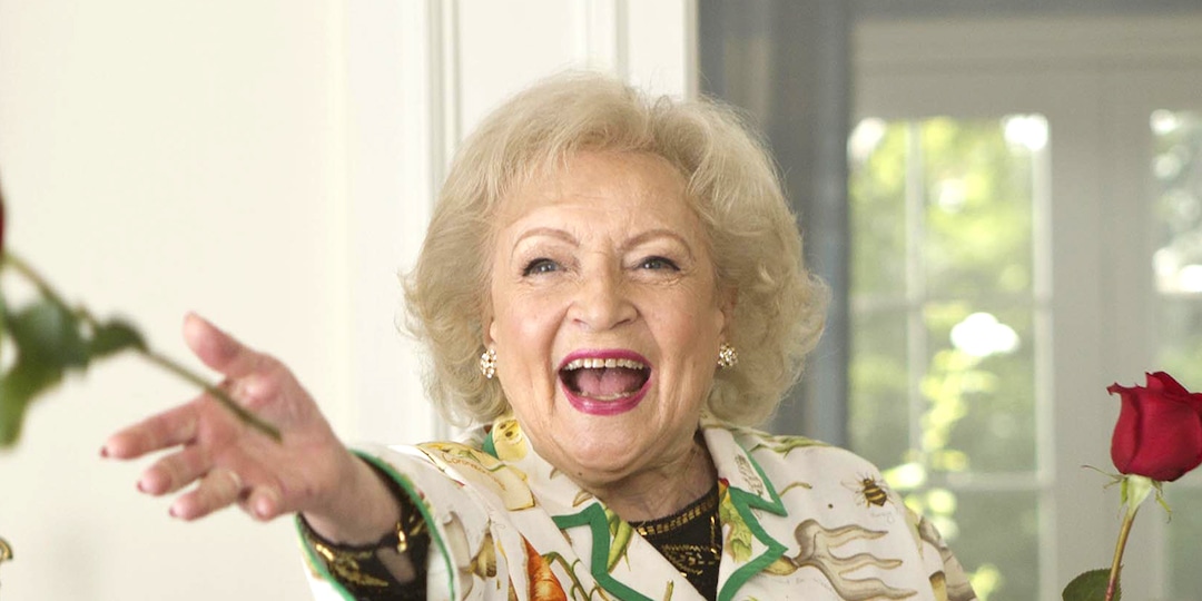 Betty White Dead at 99: Ryan Reynolds and More Celebs Mourn Beloved Actress – E! Online