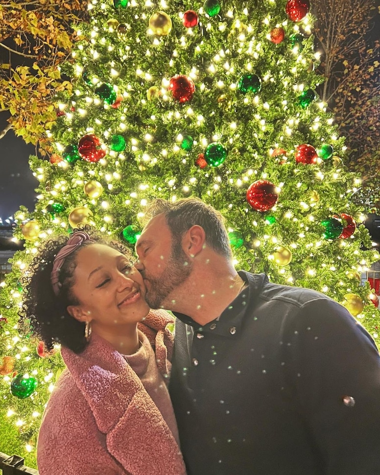 Tamera Mowry-Housley, Holidays 2021