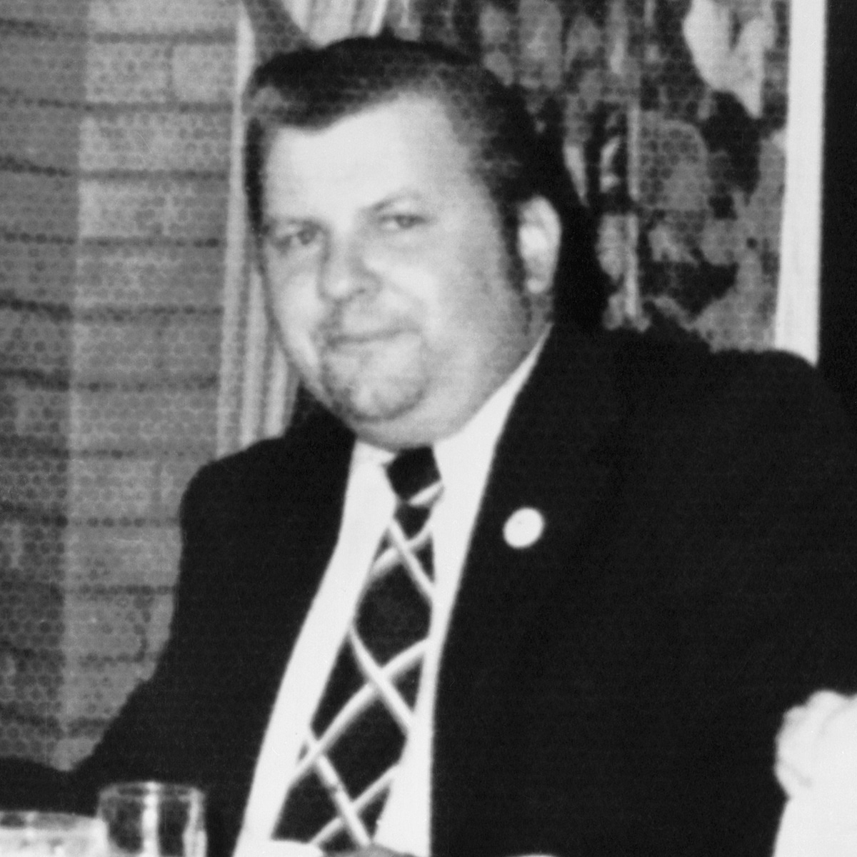John Wayne Gacy Survivor Details Abuse for the First Time - E ...