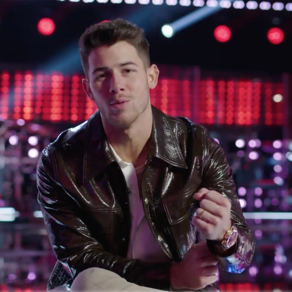 Watch Nick Jonas Hilariously Train For Season 20 Of The Voice E Online