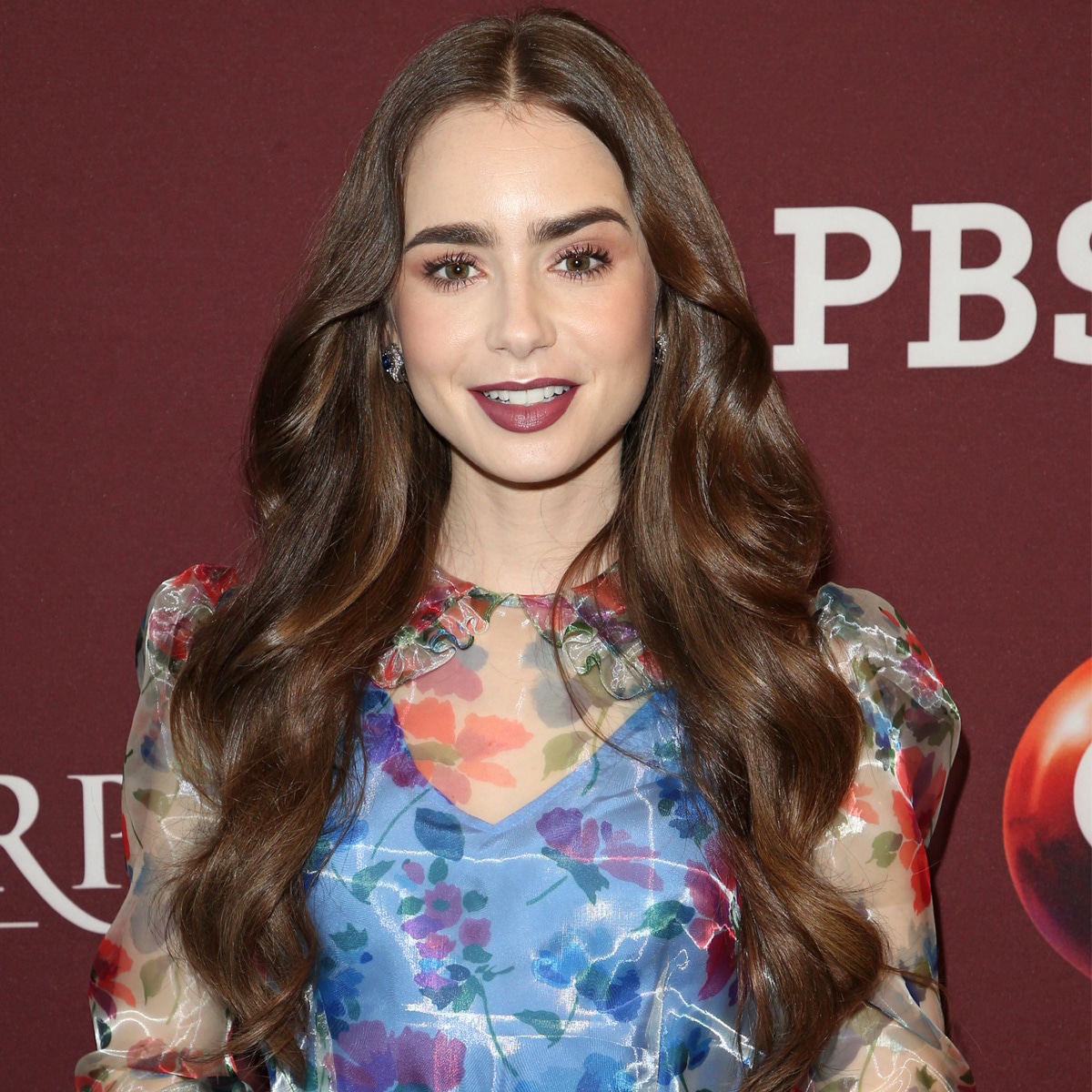 Lily Collins' New Hairdo Will Make You Want to Book an Appointment - E!  Online
