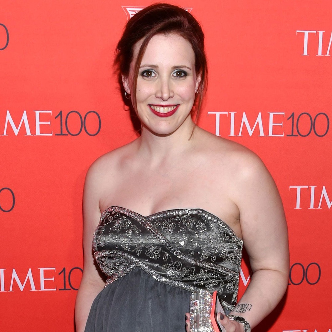 Dylan Farrow Asks for